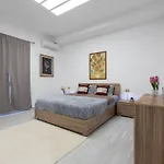 アパート Domus Flavia By Interhome