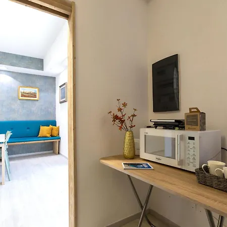 Domus Flavia By Interhome Apartman