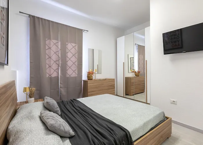Domus Flavia By Interhome Apartamento *